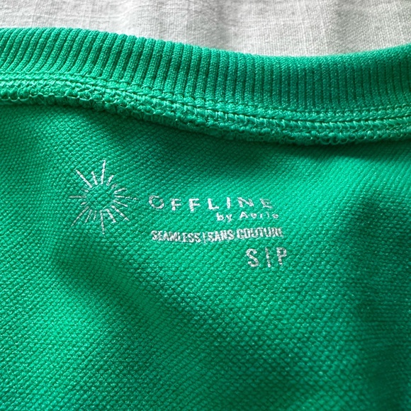 COPY - NWOT OFFLINE by Aerie Seamless Sidewalk Long Sleeve Top - Picture 2 of 2